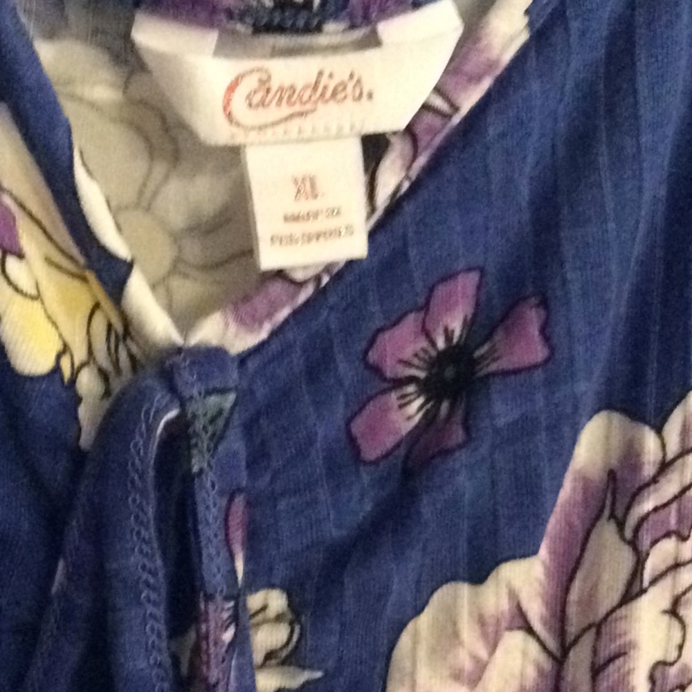 Shirt - Picture 2 of 2